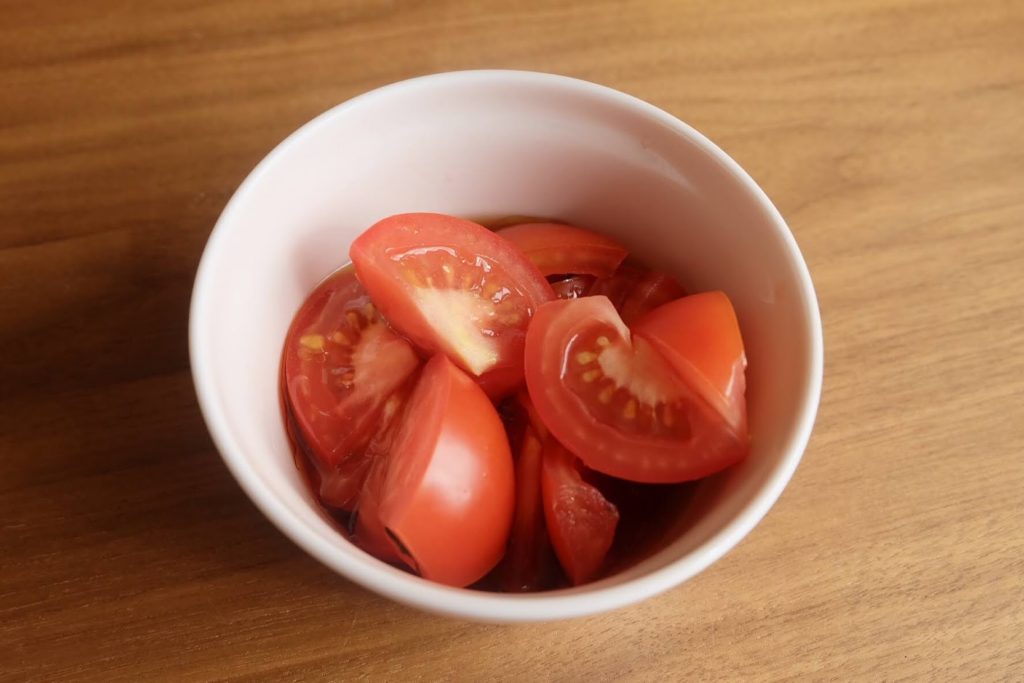トマトのめんつゆマリネ【週末の作り置きおかずレシピ】 