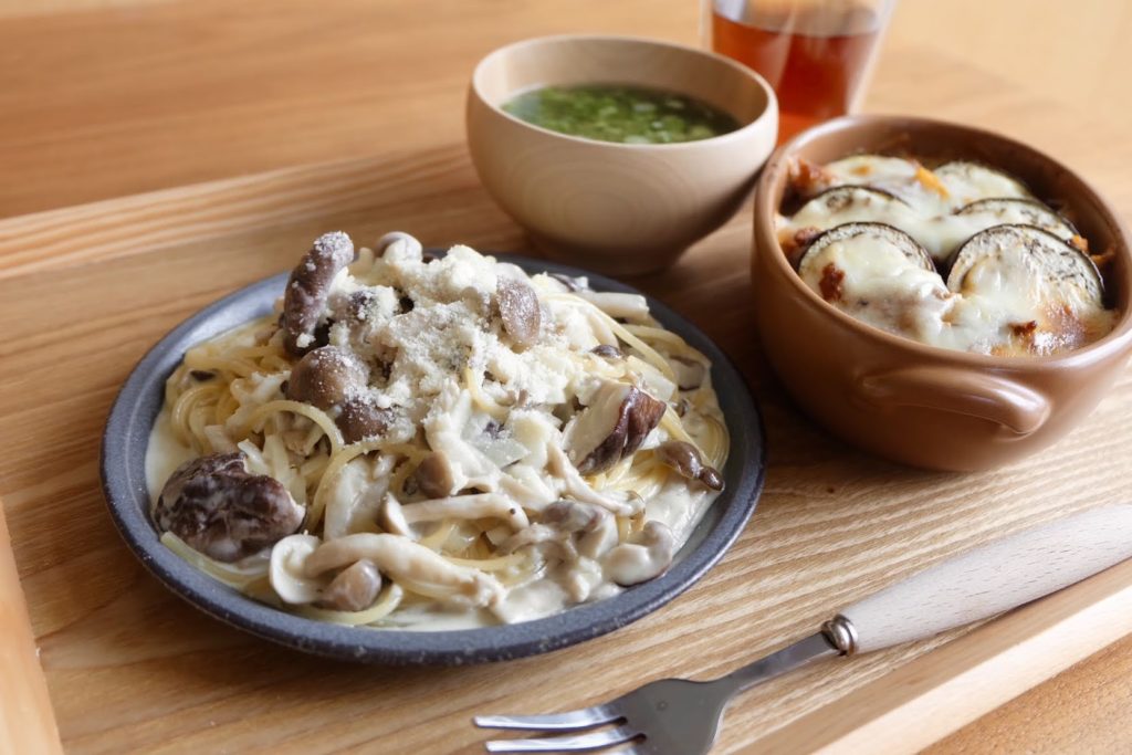 おいしすぎる♪濃厚きのこのクリームパスタ【だしうまレシピ】