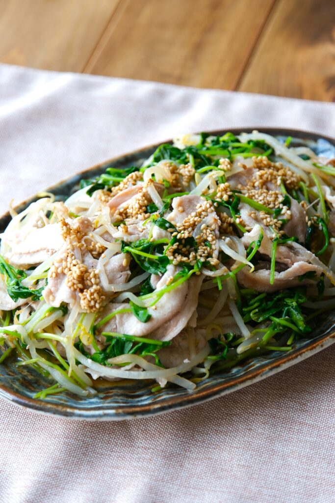 豚しゃぶと豆苗のレンジ蒸し