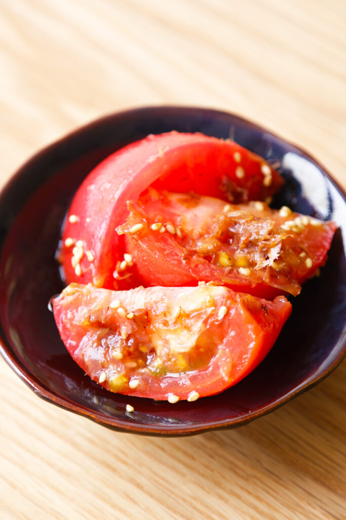 トマトのポン酢おかか和え【平日の時短ごはんレシピ】