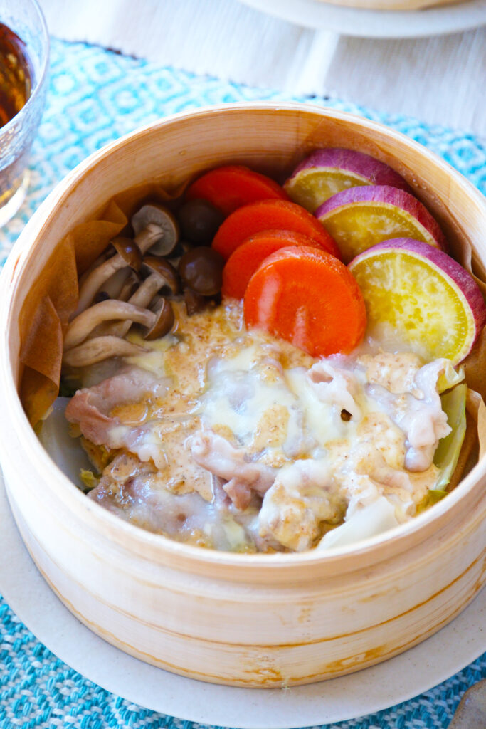 【無印良品のせいろで作る】豚と白菜のもちチーズせいろ蒸し