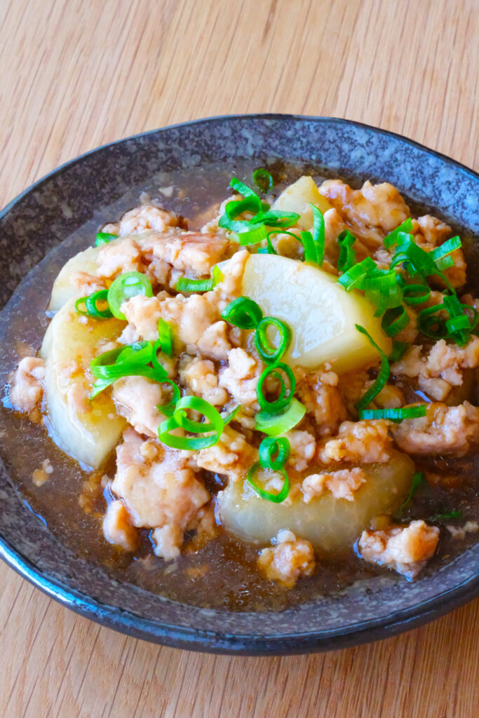簡単♪大根の甘辛生姜そぼろあん