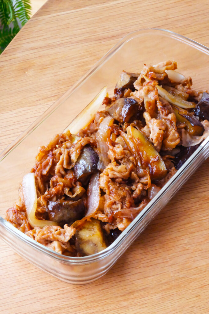 豚バラなすの甘辛しょうが焼き【週末の作り置きレシピ】